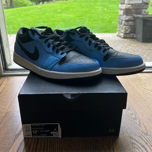 Jordan 1 Low - UNC - sz 12.5M